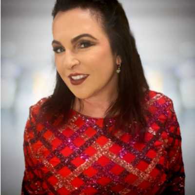 JULIA MCCURLEY - Founder of Something More